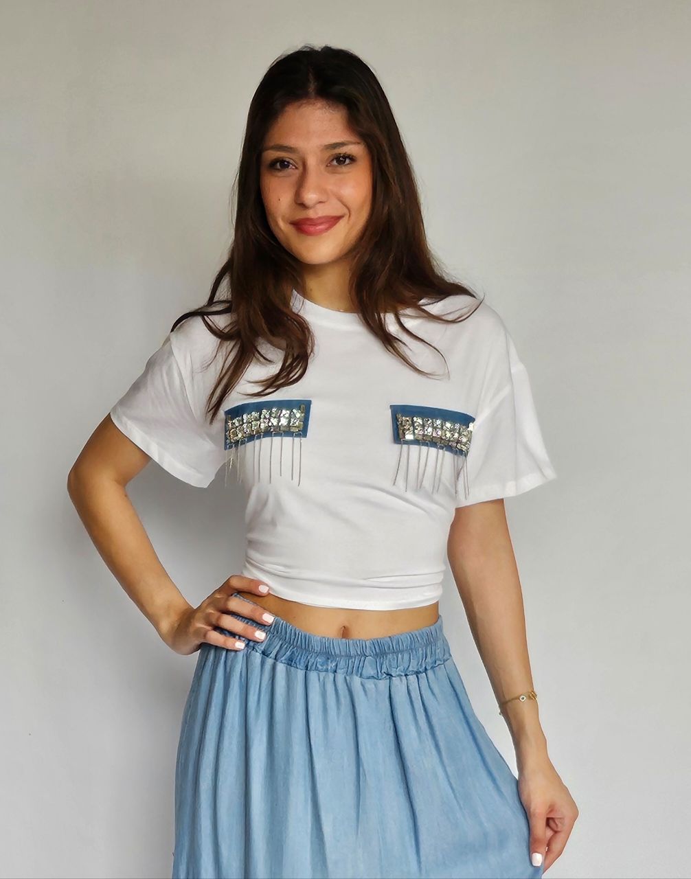 White T-Shirt with Shiny Stonesindex